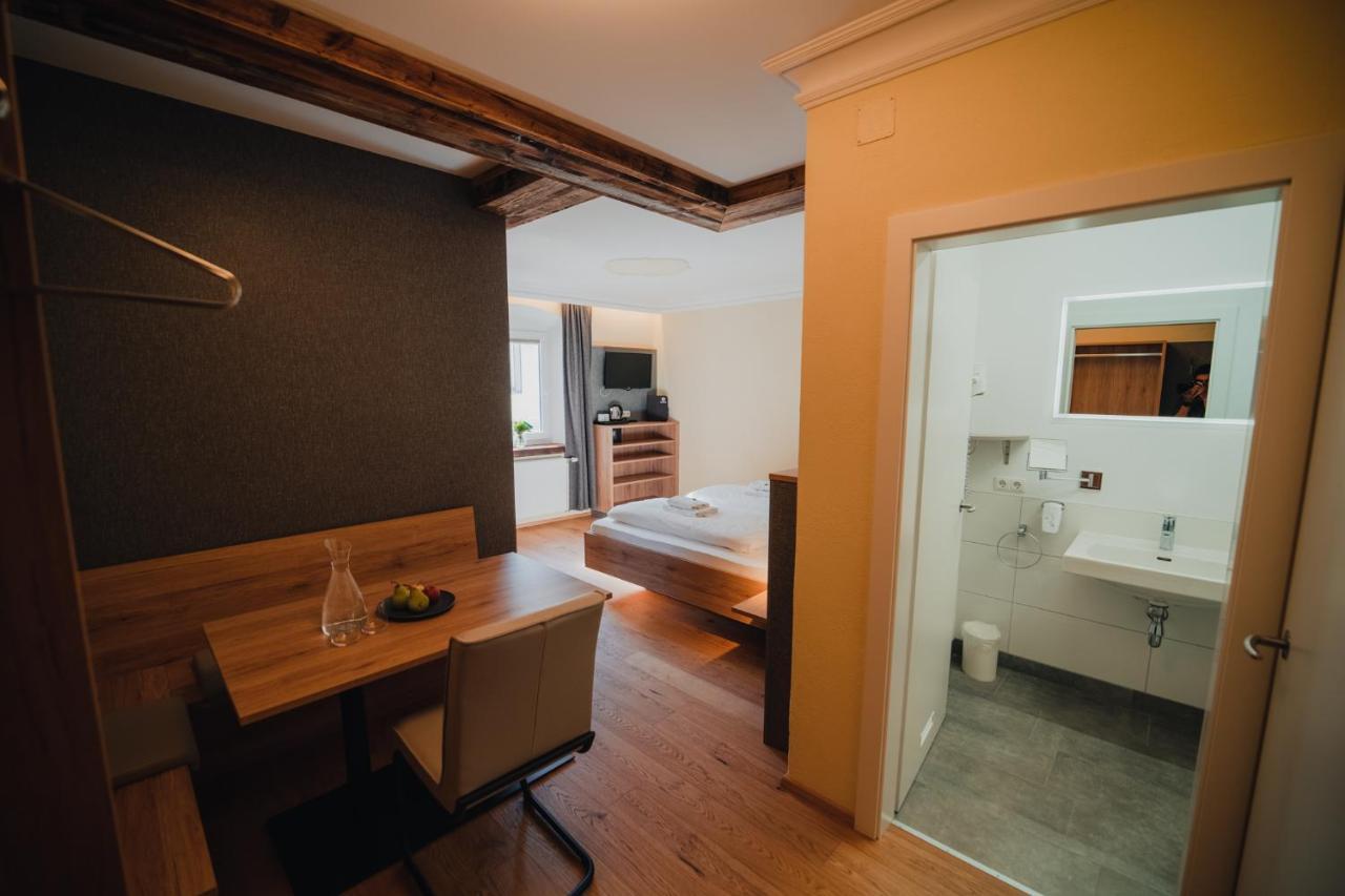 Hotel Restaurant Das Roessl 윈디슈가르스텐 외부 사진