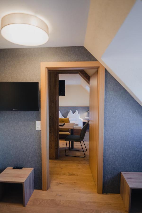 Hotel Restaurant Das Roessl 윈디슈가르스텐 외부 사진