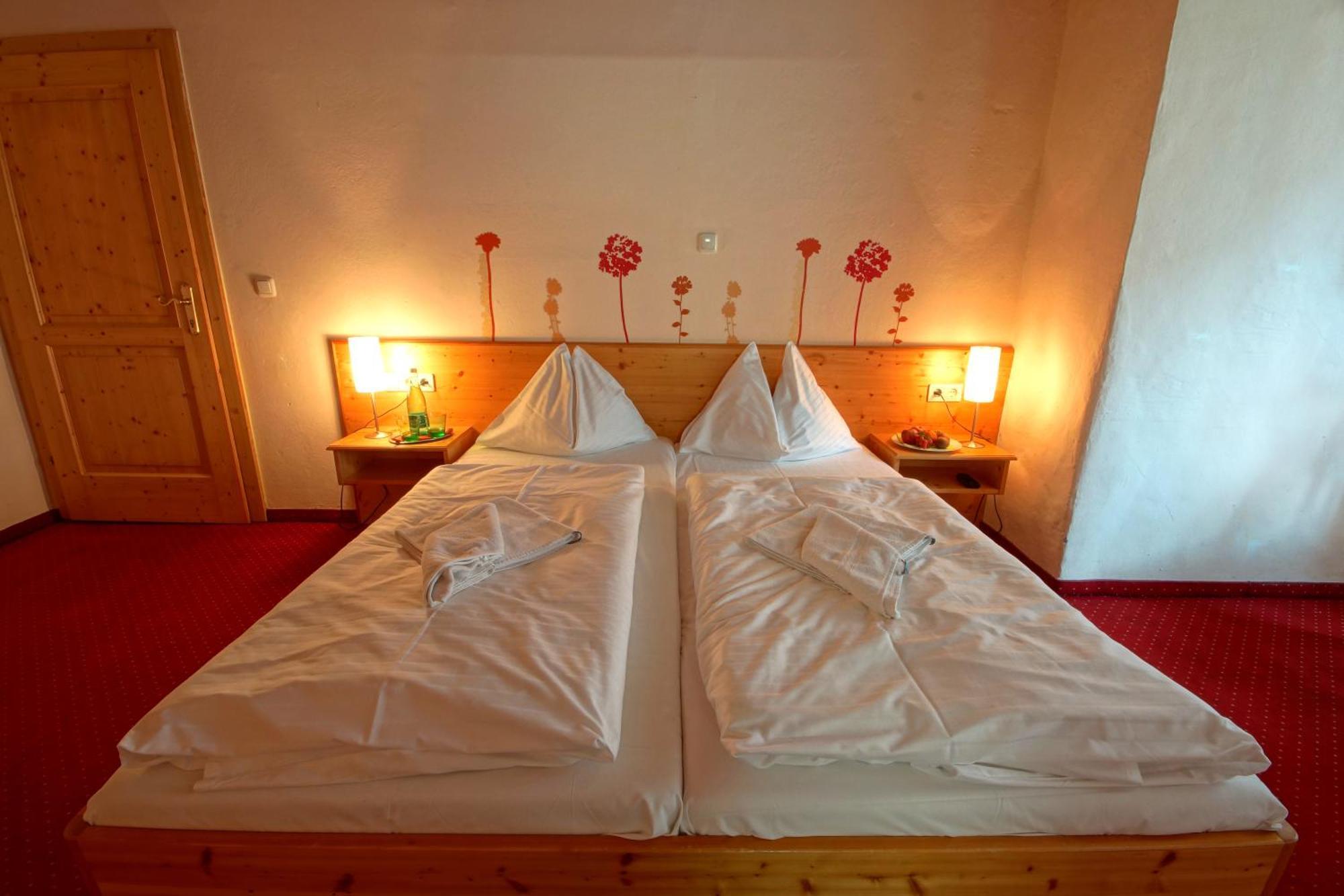 Hotel Restaurant Das Roessl 윈디슈가르스텐 객실 사진