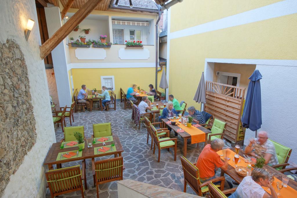 Hotel Restaurant Das Roessl 윈디슈가르스텐 외부 사진